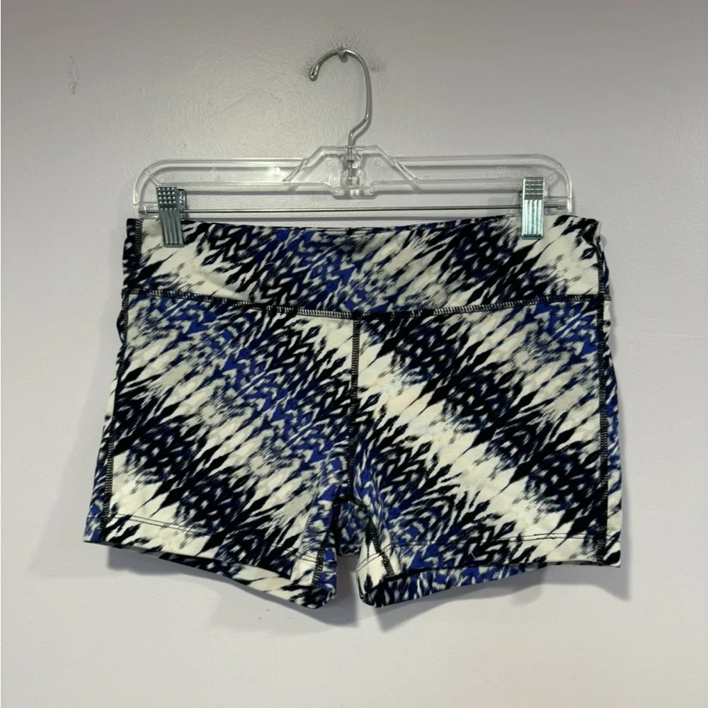 Blue white and black patterned athleta mini‎ spandex